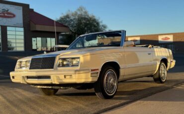 Chrysler-Le-baron-1982-white-6