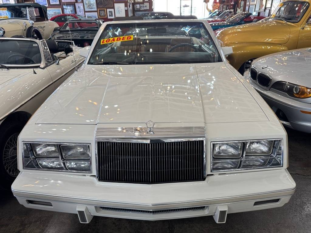 Chrysler-Le-baron-1983-white-1