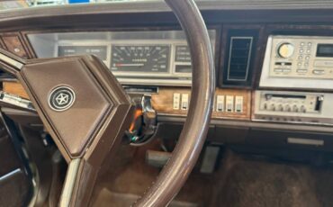 Chrysler-Le-baron-1983-white-18