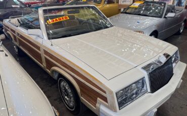 Chrysler-Le-baron-1983-white-2