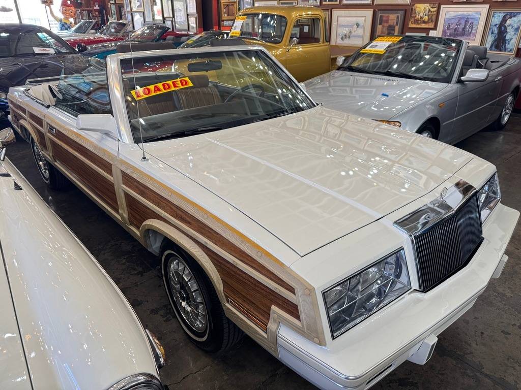Chrysler-Le-baron-1983-white-2