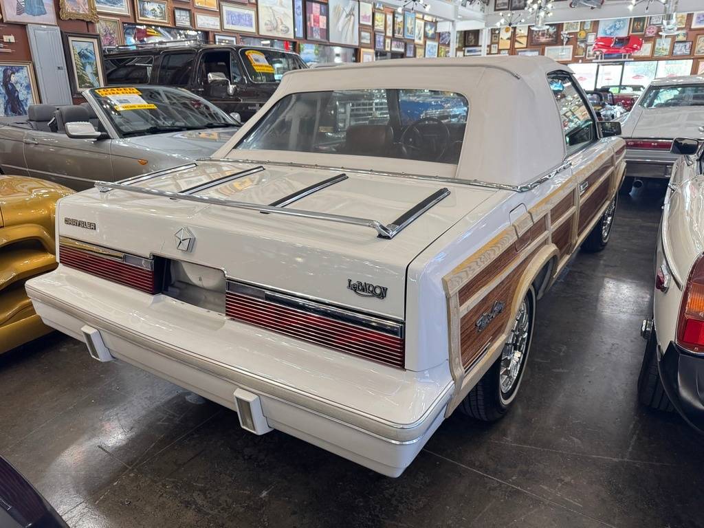 Chrysler-Le-baron-1983-white-7