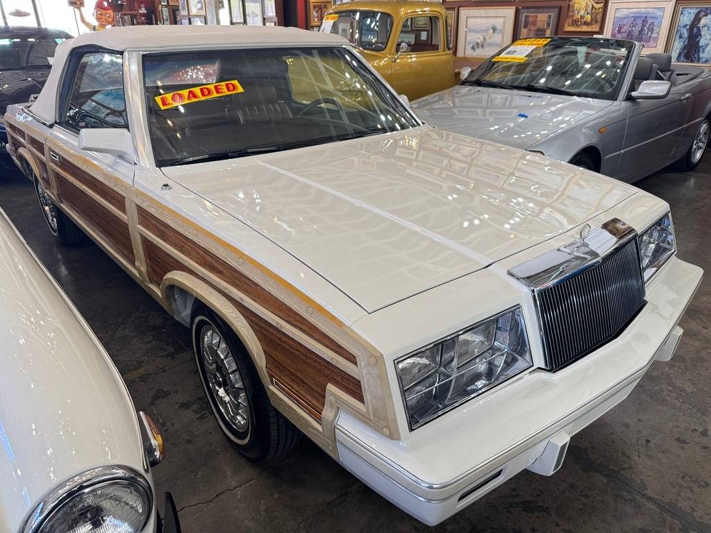 Chrysler-Le-baron-1983-white-8
