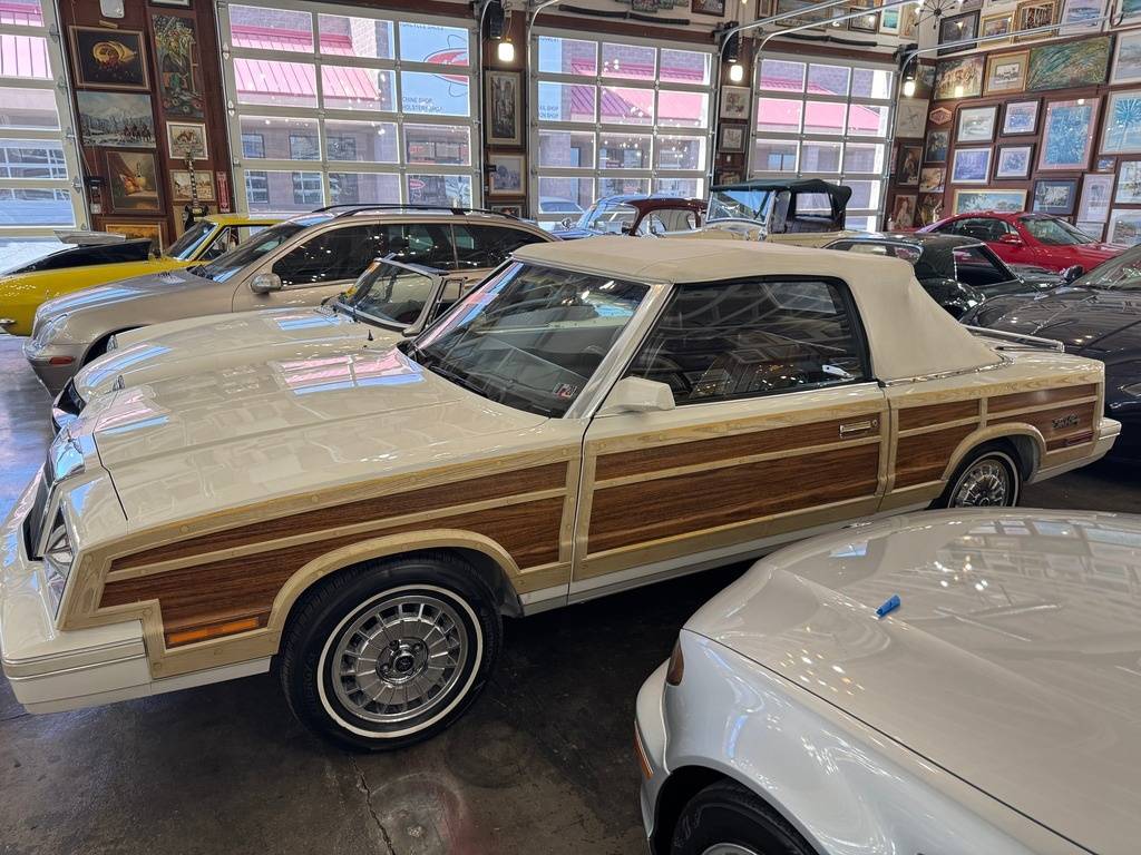 Chrysler-Le-baron-1983-white-9