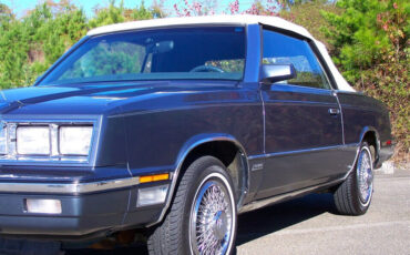 Chrysler-LeBaron-1985-Convertible-14