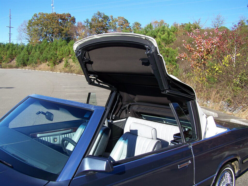 Chrysler-LeBaron-1985-Convertible-18