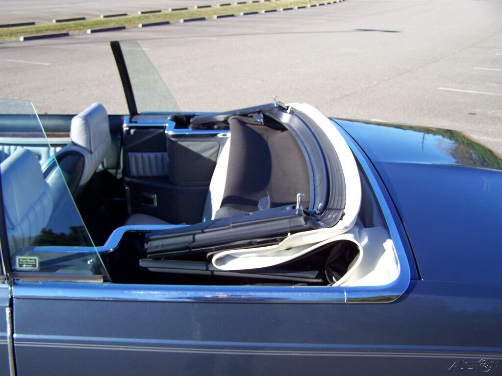 Chrysler-LeBaron-1985-Convertible-19