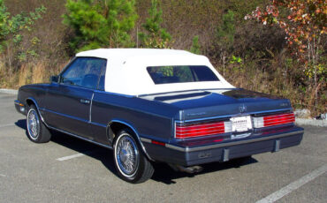 Chrysler-LeBaron-1985-Convertible-4
