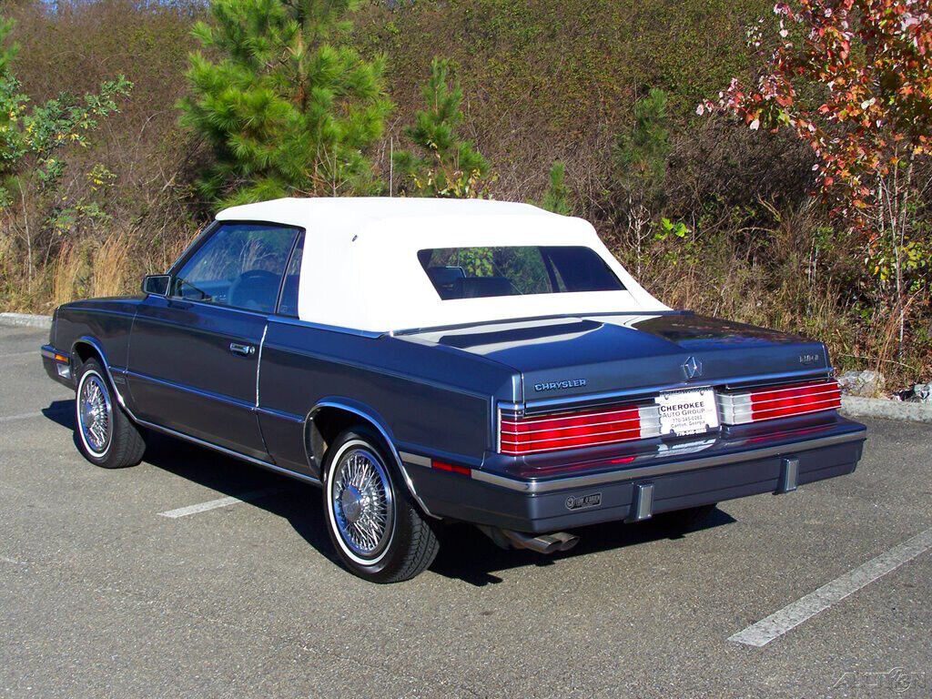 Chrysler-LeBaron-1985-Convertible-4
