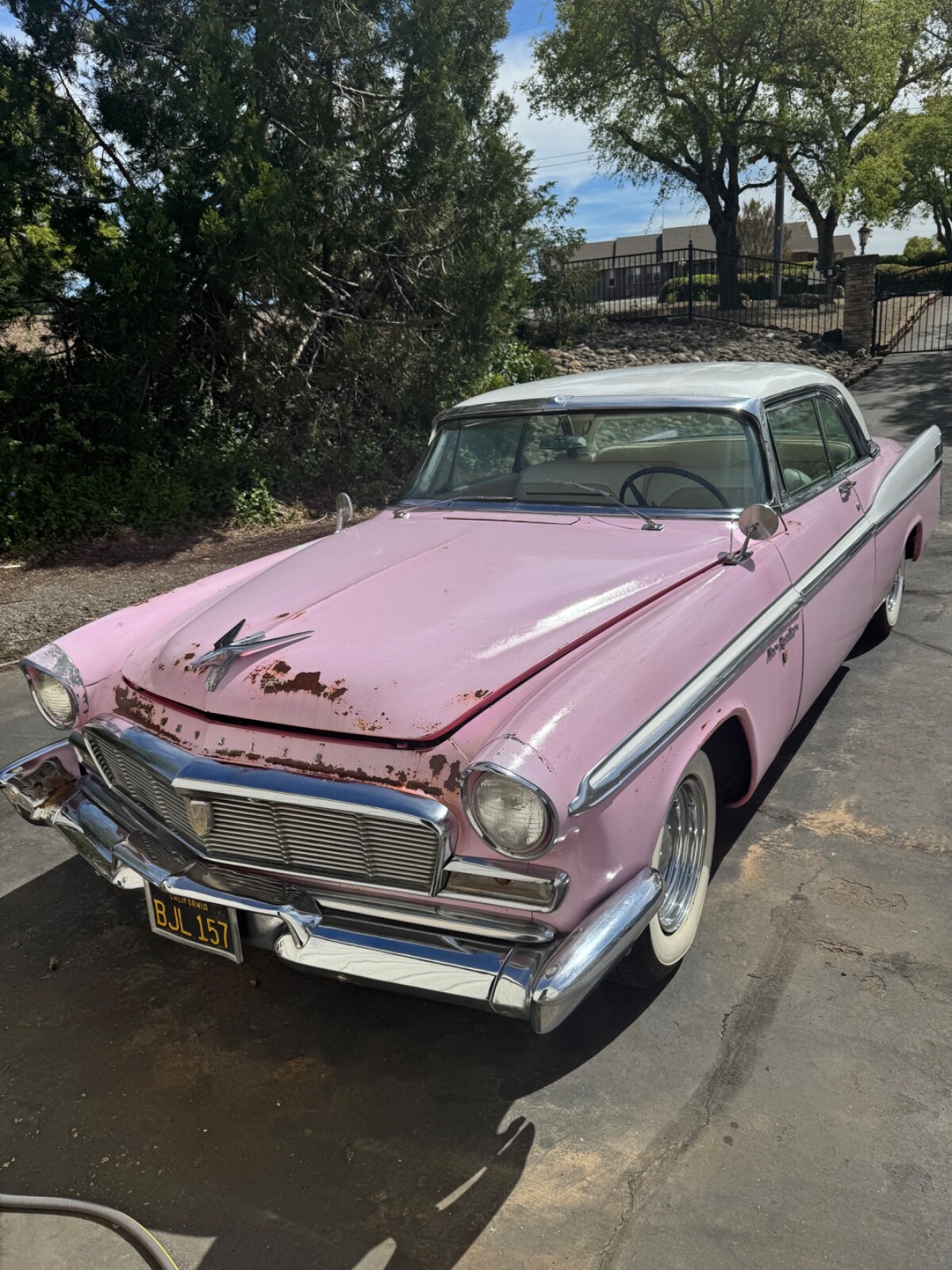 Chrysler-New-Yorker-1956-Coupe-11