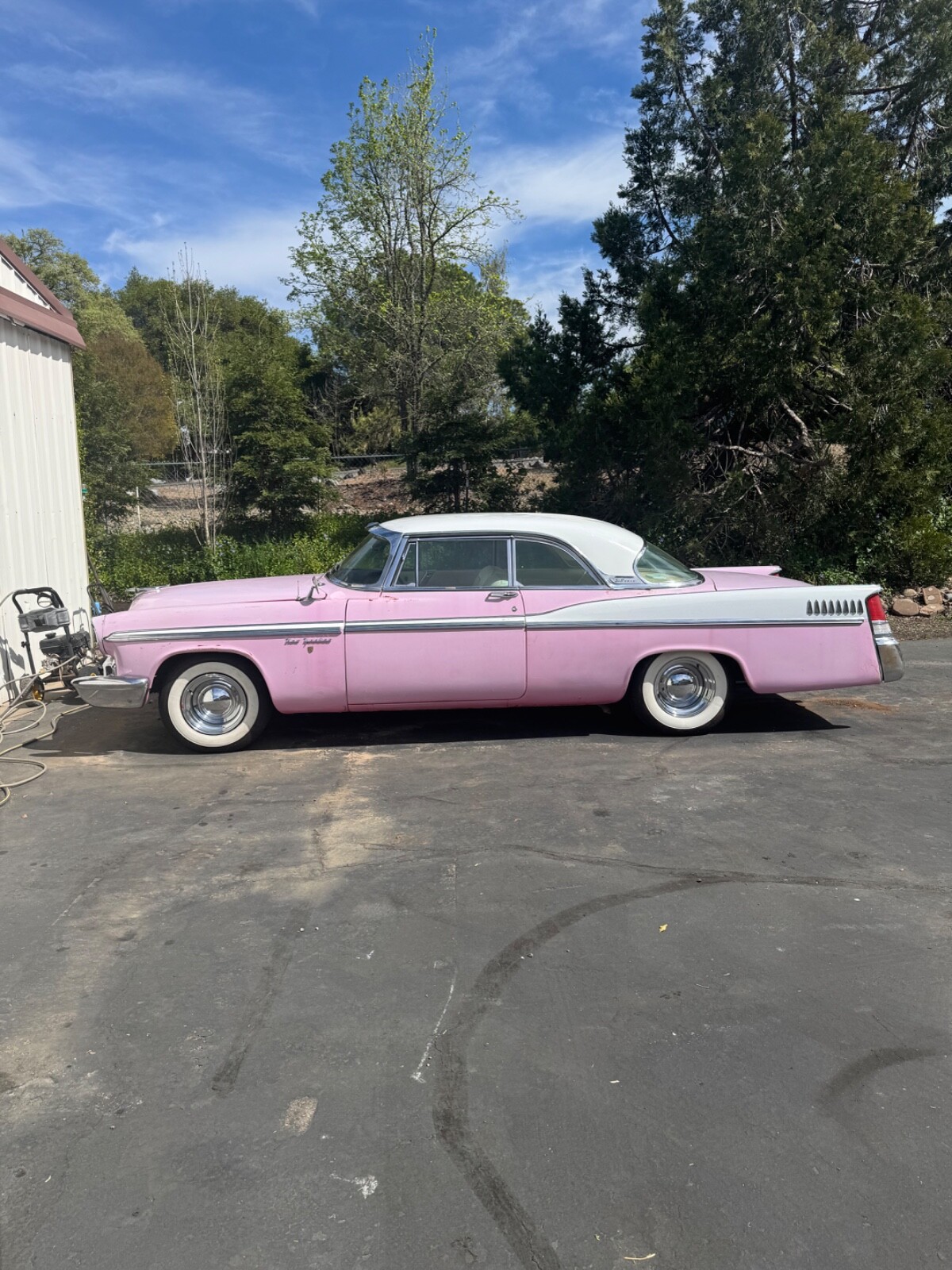 Chrysler-New-Yorker-1956-Coupe-3