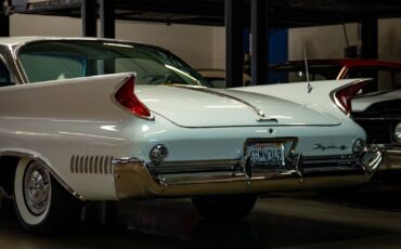 Chrysler-New-Yorker-1960-2-Door-Hardtop-22