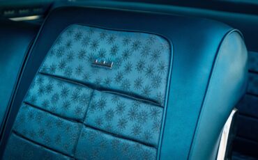 Chrysler-New-Yorker-1960-2-Door-Hardtop-27