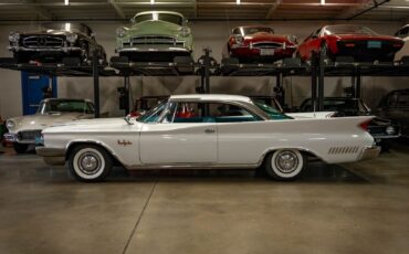 Chrysler-New-Yorker-1960-2-Door-Hardtop-5