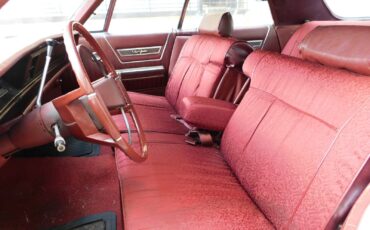 Chrysler-New-Yorker-1969-Sedan-11