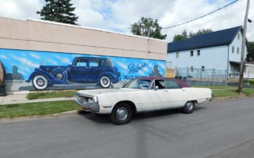 Chrysler-New-Yorker-1969-Sedan