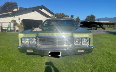 Chrysler-New-yorker-1973-green-1