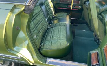 Chrysler-New-yorker-1973-green-10