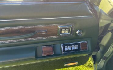 Chrysler-New-yorker-1973-green-12