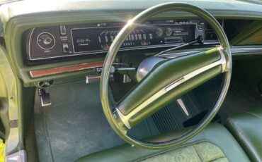 Chrysler-New-yorker-1973-green-14