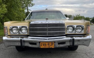 Chrysler-Newport-1977-1