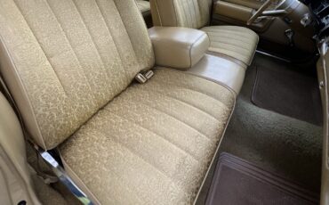 Chrysler-Newport-1977-10
