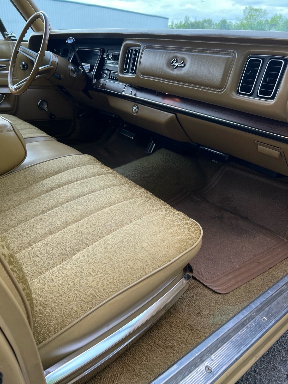 Chrysler-Newport-1977-9
