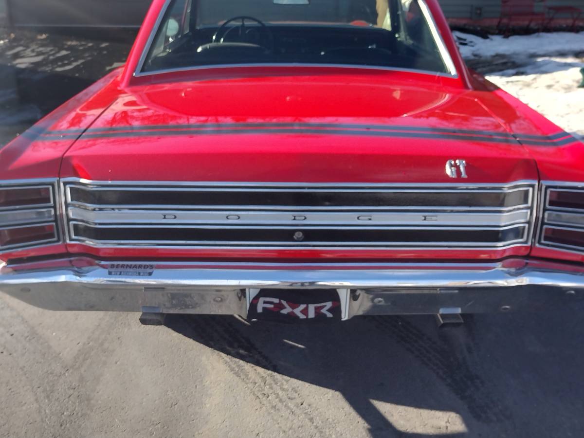 Chrysler-Plymouth-1968-red-5