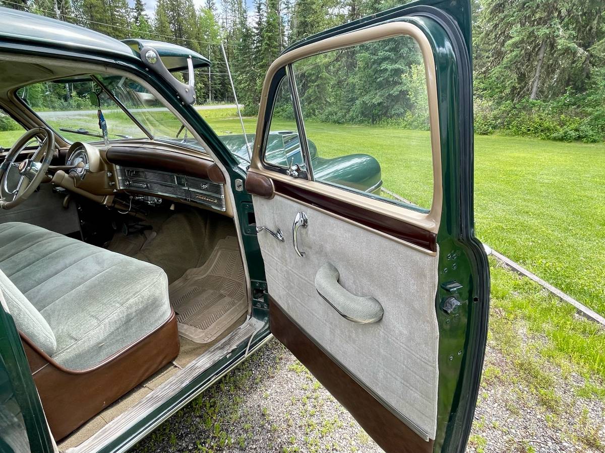 Chrysler-Royal-1950-green-9