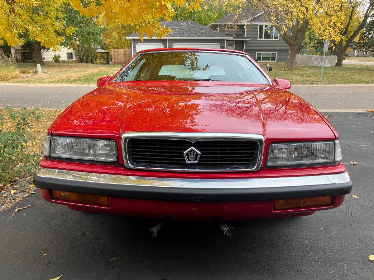 Chrysler-Tc-by-maserati-1990-red-1