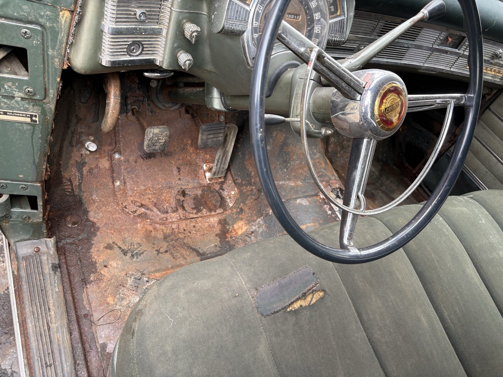 Chrysler-Windsor-1949-Sedan-6