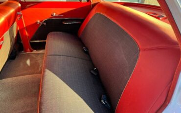 Chrysler-Windsor-deluxe-1955-grey-1