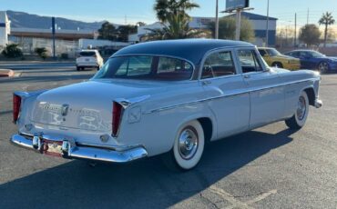 Chrysler-Windsor-deluxe-1955-grey-10