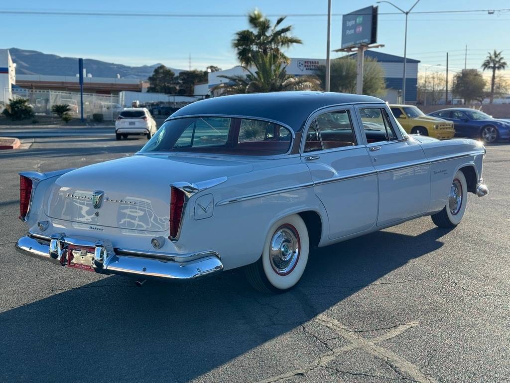 Chrysler-Windsor-deluxe-1955-grey-10