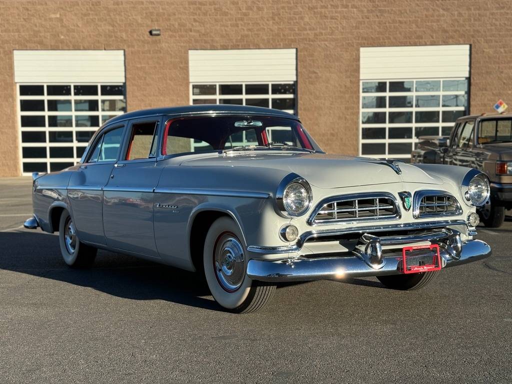 Chrysler-Windsor-deluxe-1955-grey-7
