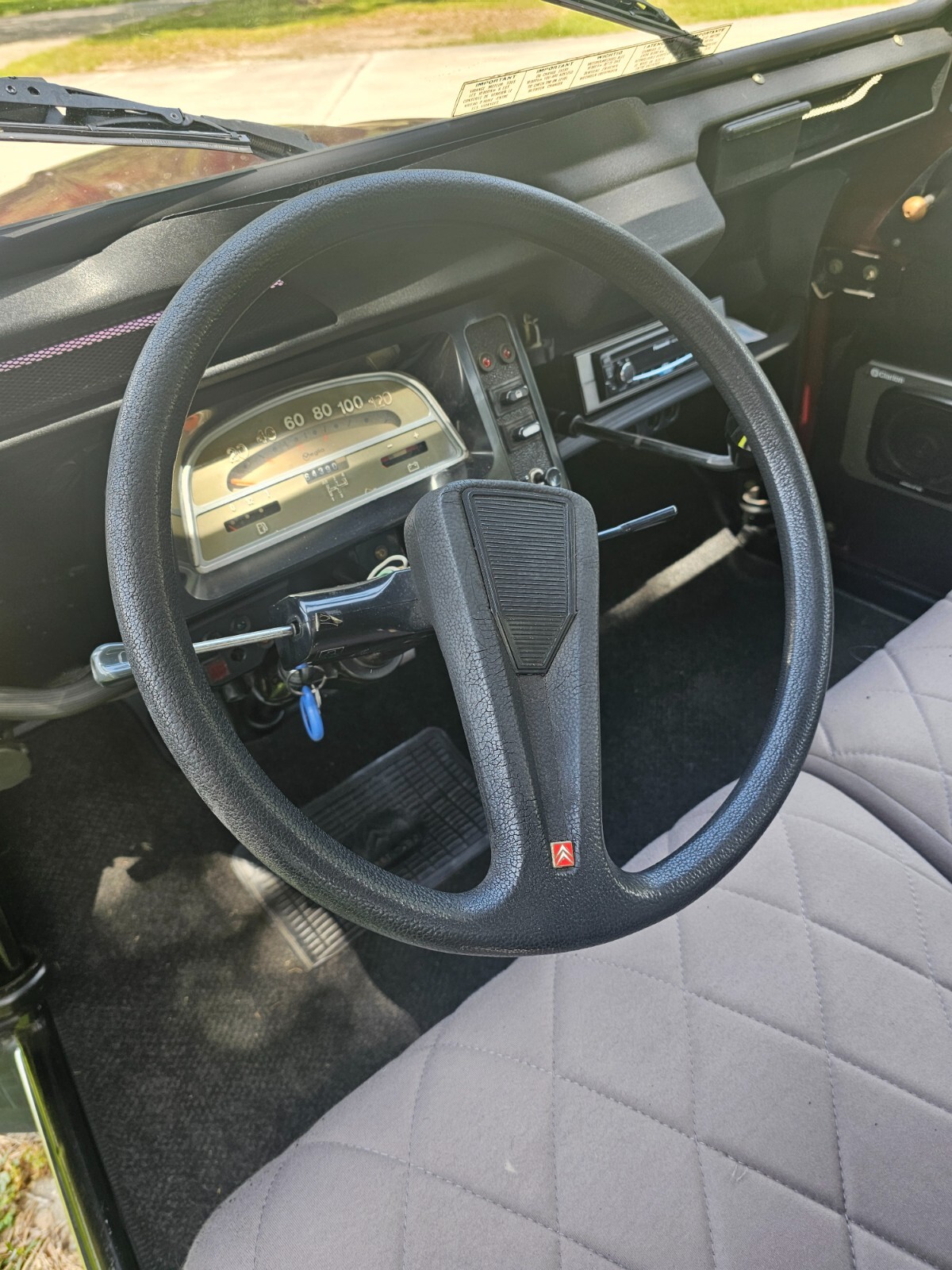 Citroen-CV-1980-Convertible-10