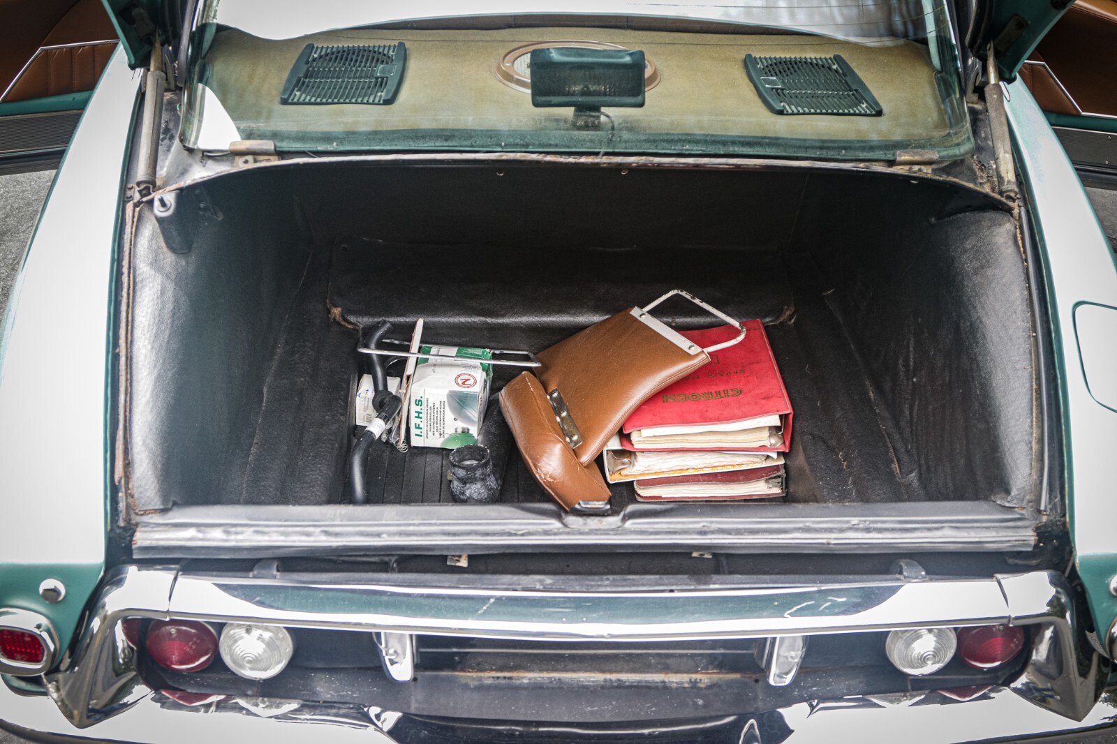 Citroen-DS-21-1972-Sedan-14