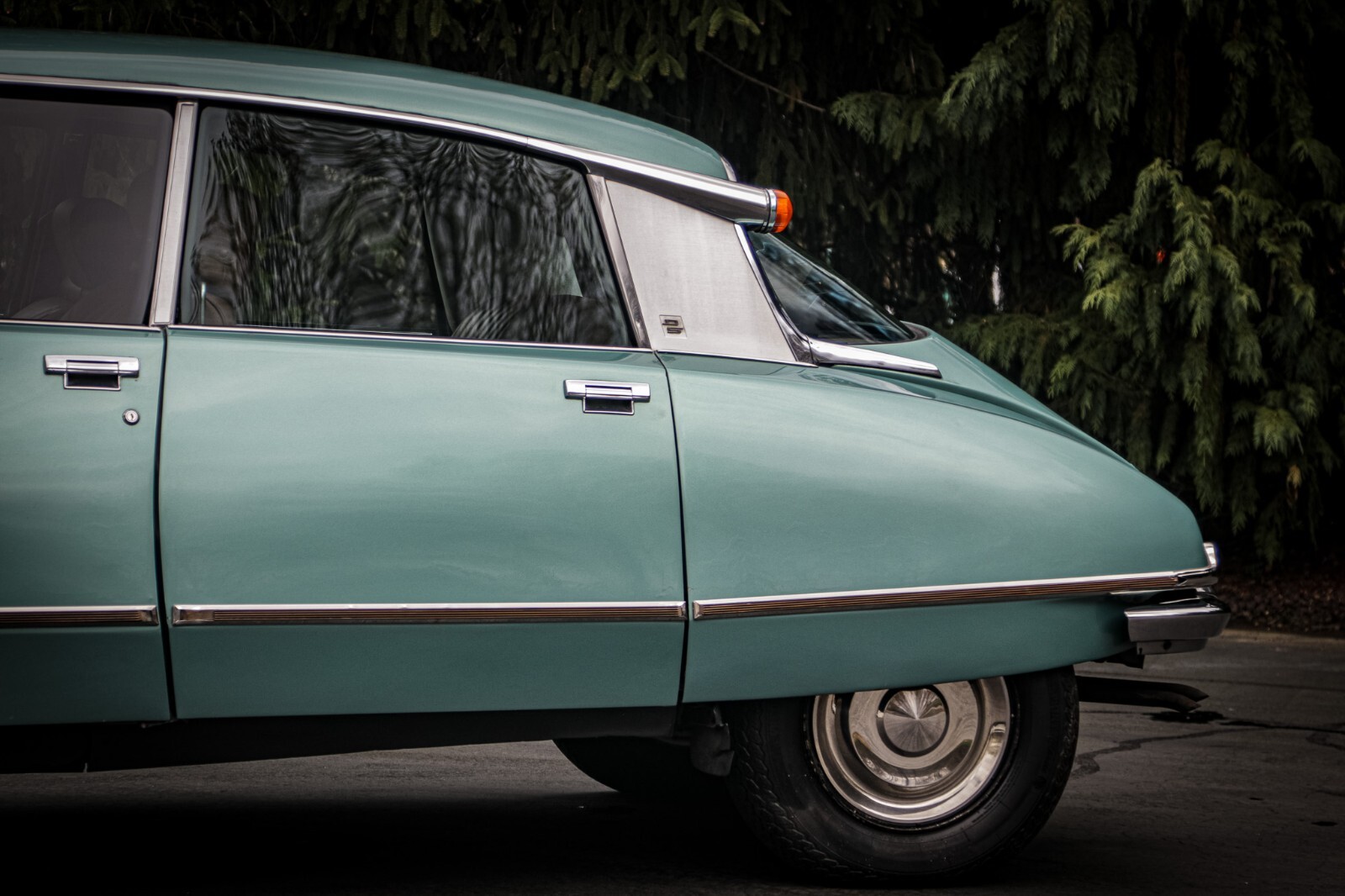 Citroen-DS-21-1972-Sedan-16