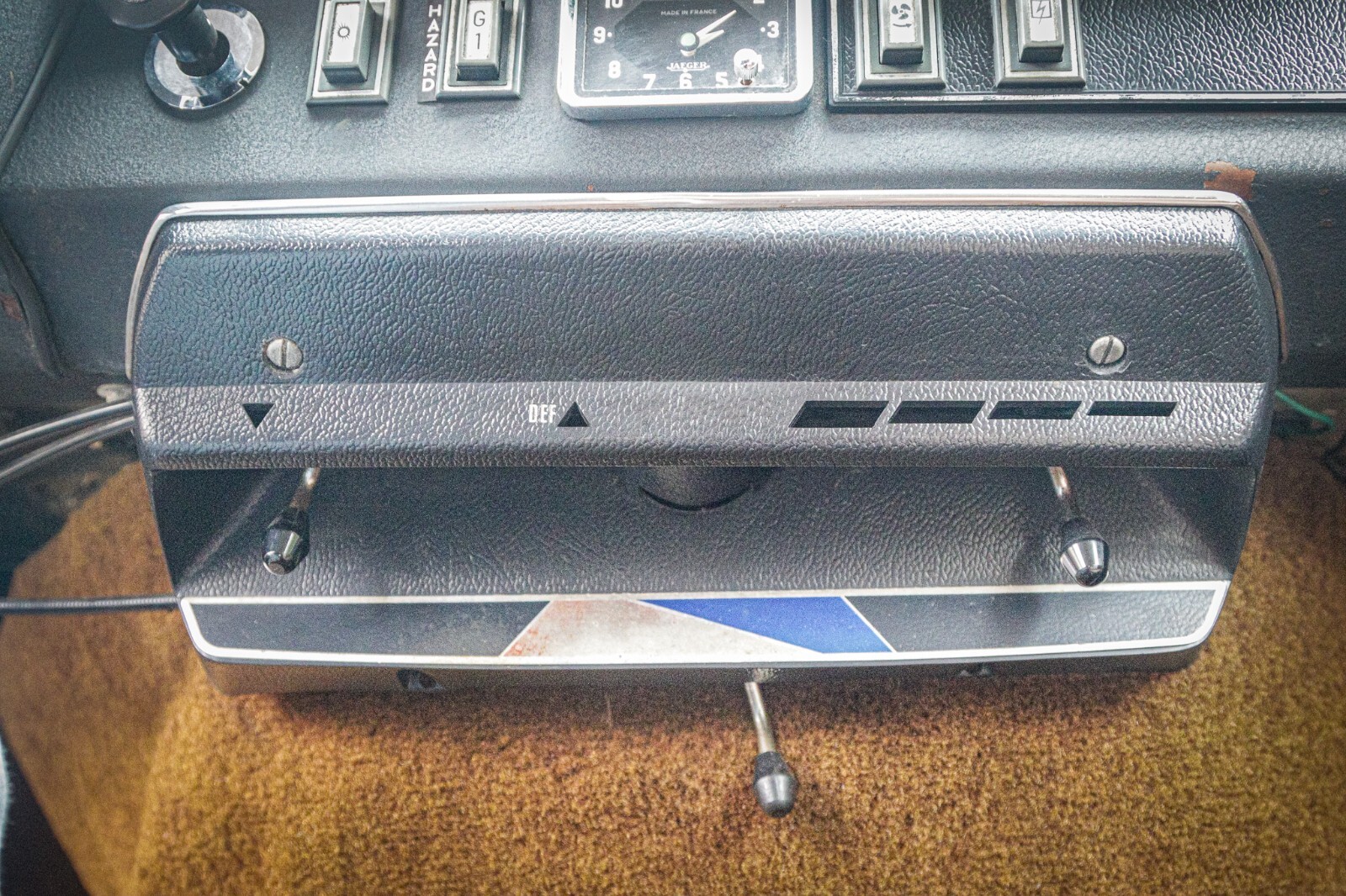 Citroen-DS-21-1972-Sedan-25