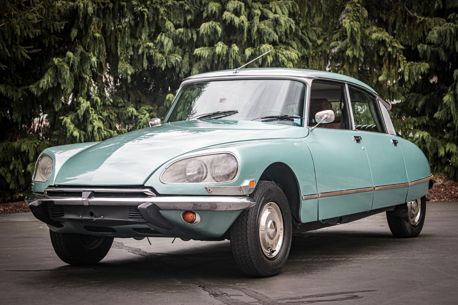 Citroen-DS-21-1972-Sedan-8