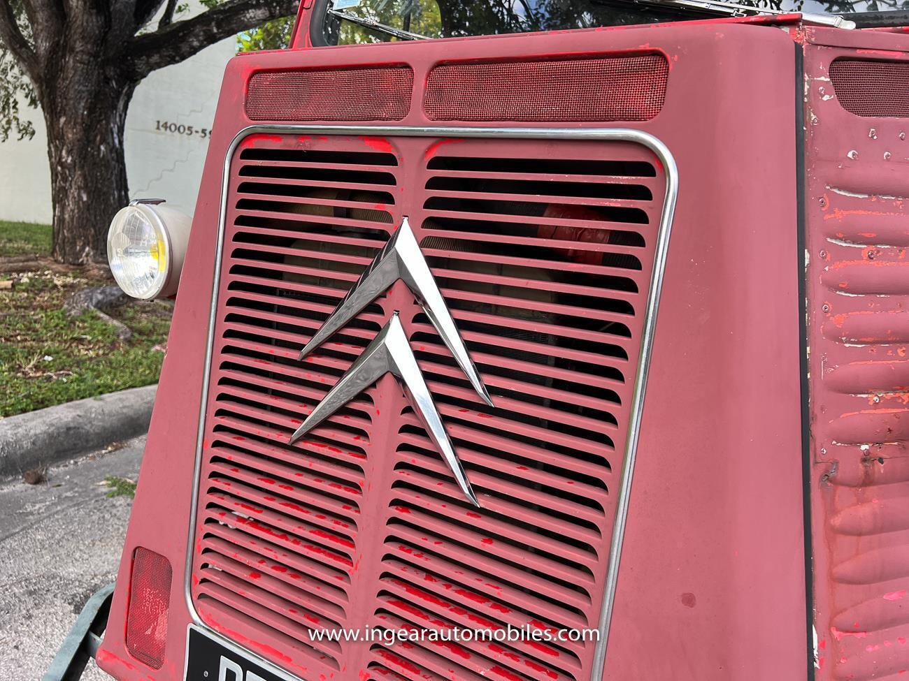 Citroen-HY-1977-van-32