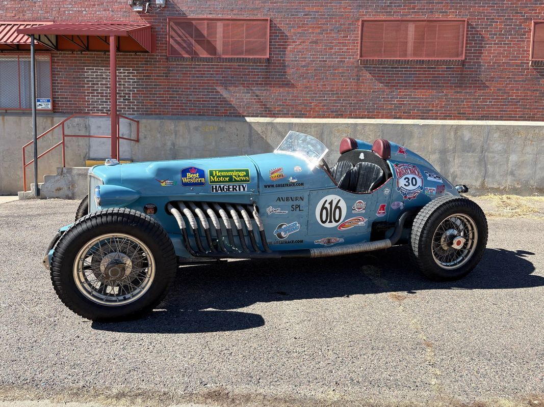 Cord-Speedster-Special-1932-27
