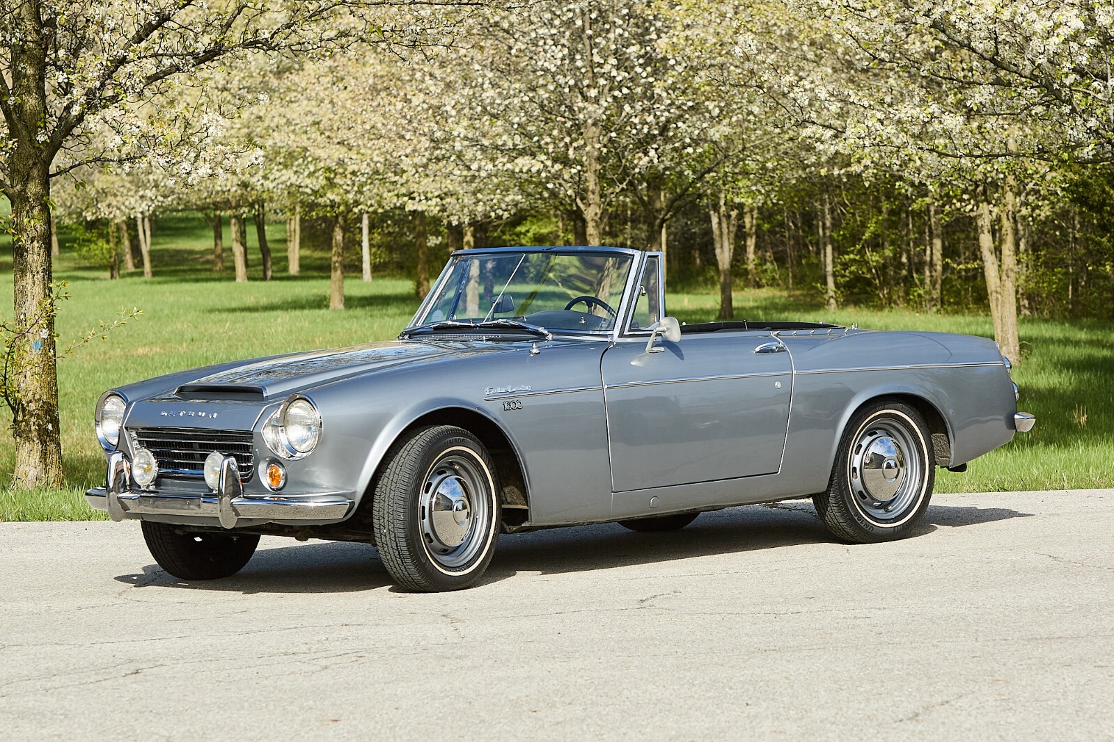 Datsun-1600-1967-Convertible