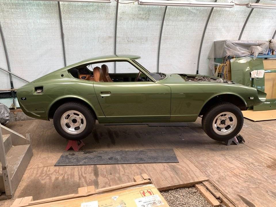 Datsun-240z-1972-green-3