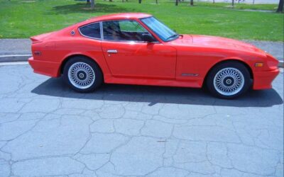 Datsun 240z  1973 red