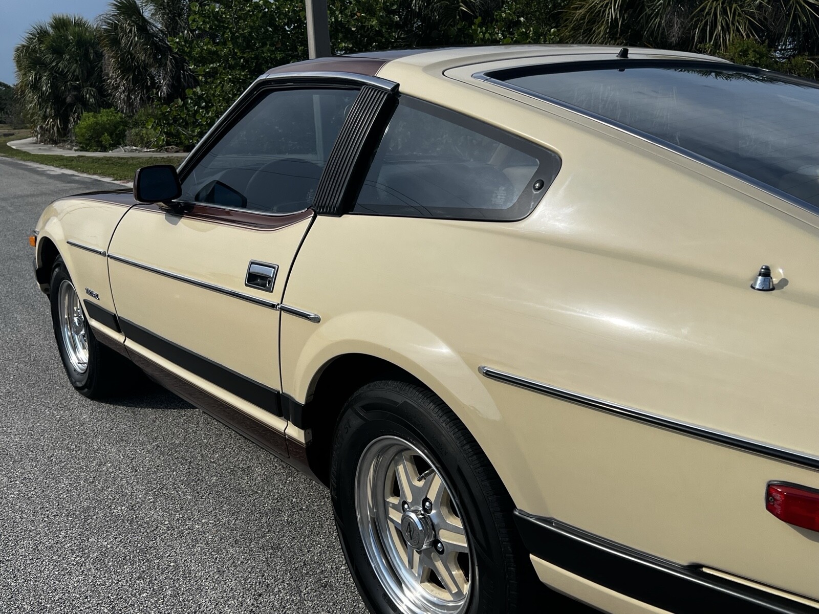 Datsun-280-ZX-1982-4