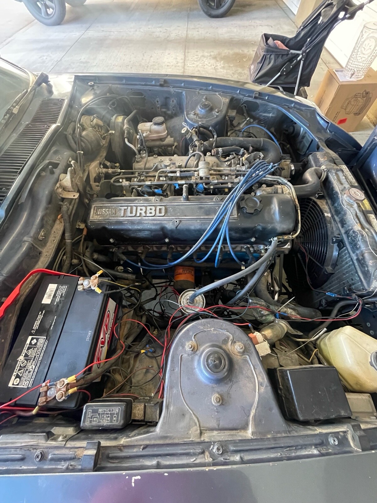 Datsun-280ZX-1983-12