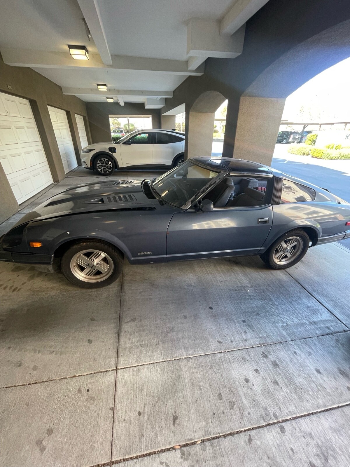 Datsun-280ZX-1983