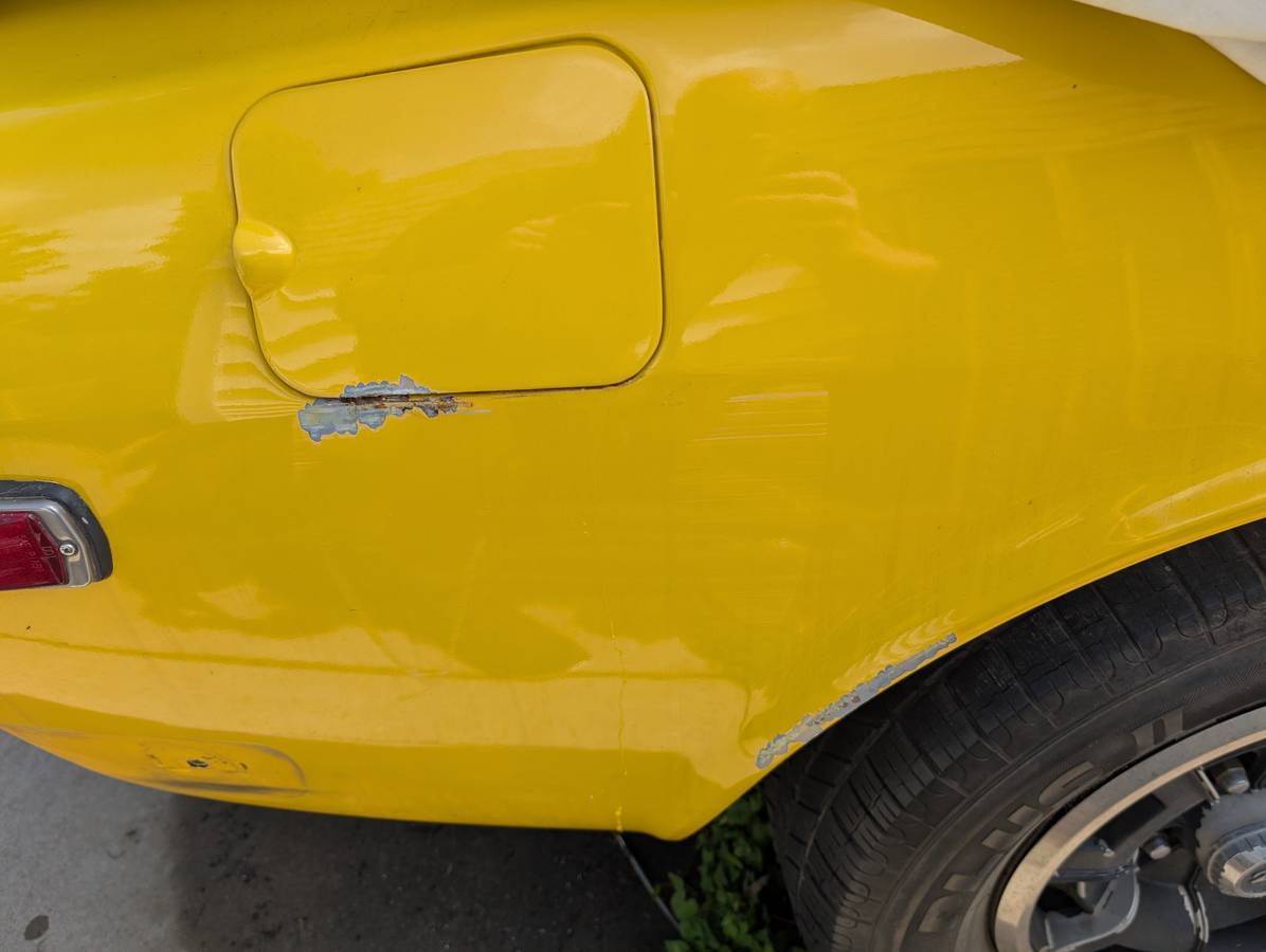 Datsun-280z-1976-yellow-21