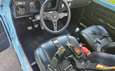 Datsun-510-1971-blue-10